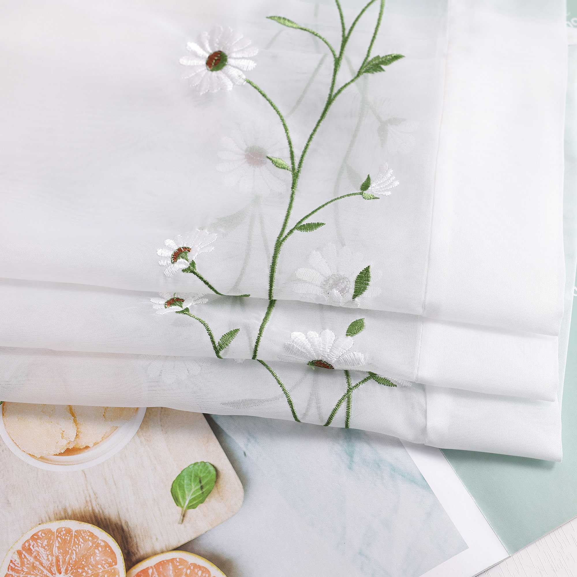 Scheibengardinen Bistrogardine Schlaufen Küche Gardinen Landhausstil Transparent Kurzstores mit kleiner Gänseblümchen-Stickerei - Joyswahl